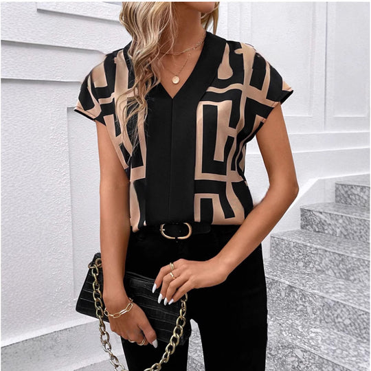 Damen Elegant geschnittene Bluse mit modernem grafischen Muster EB