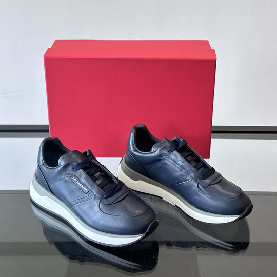 Damen Sportliche Sneakers mit hochdämpfendem Fußbett und robustem Obermaterial EB