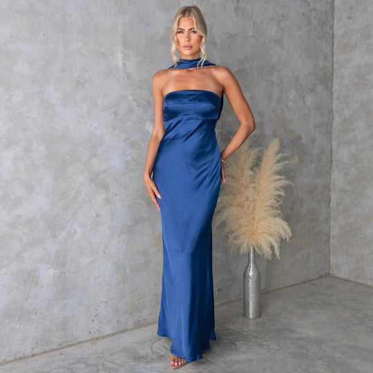 Damen Elegantes Abendkleid mit schulterfreiem Design und schimmerndem Satin EB