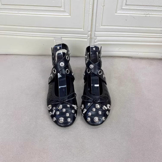 Damen Designer-Ballerinas mit innovativem Riemen- und Applikationsdesign EB