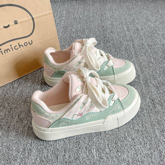 Damen modische Sneakers mit verspielten Details und texturiertem Obermaterial EB