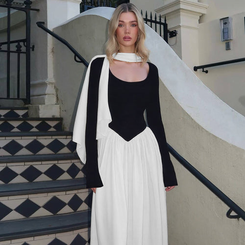 Damen Elegantes Langarmoberteil mit schickem asymmetrischen Design EB
