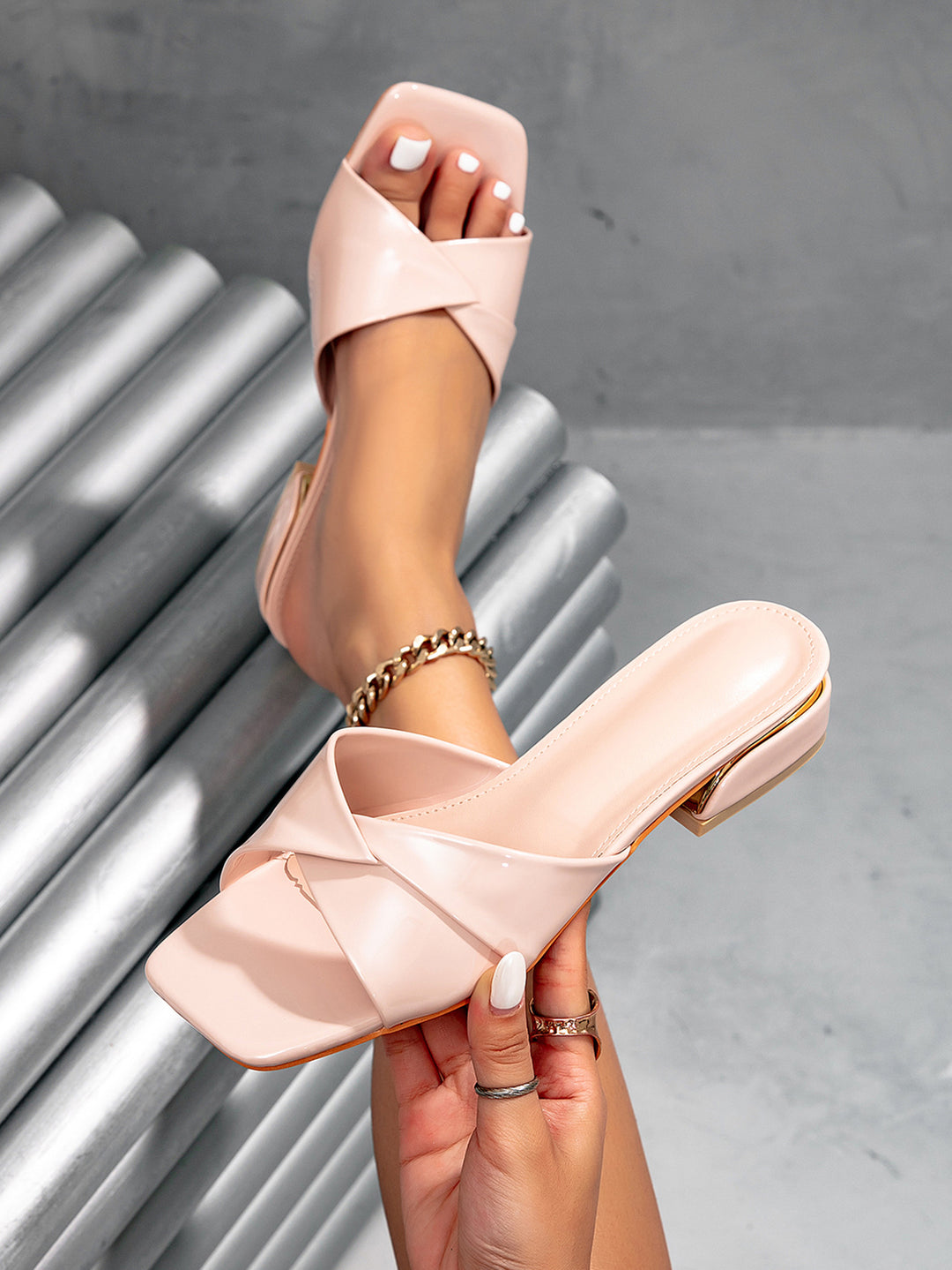 Damen Modische Riemchensandalen mit elegantem Blockabsatz EB