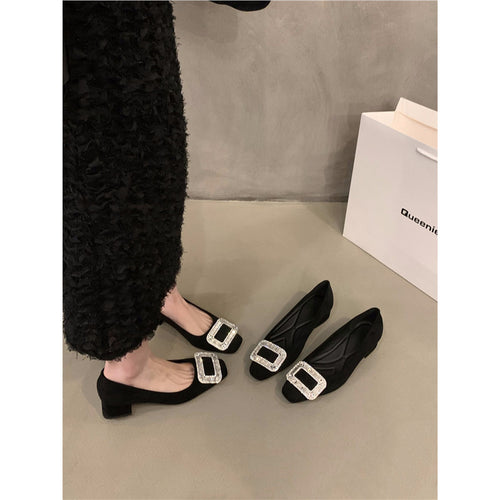 Damen elegante Pumps mit Glitzerakzenten EB
