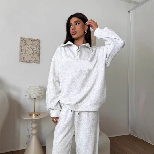 Damen Loungewear-Set mit halbem Reißverschluss und weiter Bügelfalten-Hose EB