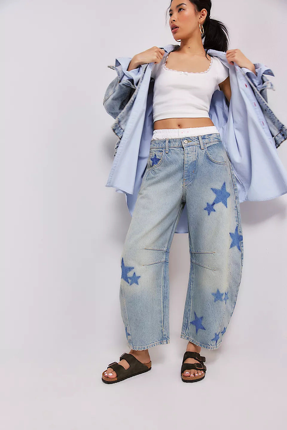 Damen weite Jeans mit Herzen-Details und entspanntem Schnitt EB