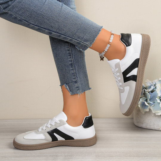 Damen Sneakers im modernen Design mit leicht gepolsterter Laufsohle EB
