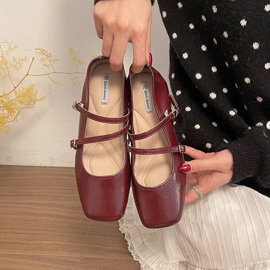 Damen Ballerina-Pumps mit modischem Riemchen und verstellbarem Schnallenverschluss EB