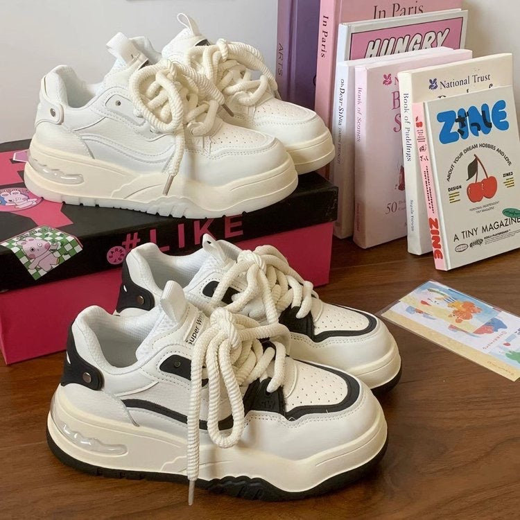 Damen Trendige Chunky Sneakers mit sportlichem Design EB