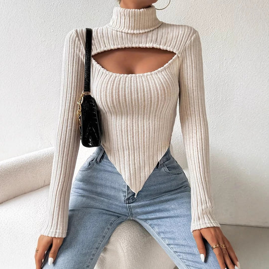 Damen geripptes Rollkragen-Top mit Cut-Out, spitz zulaufendem Zipfel-Saum und figurbetonter Stretch-Passform Eichborn Berlin