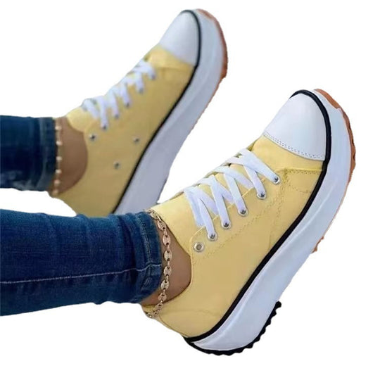 Damen Sportliche Plateausneaker mit modischem Kettenakzent EB