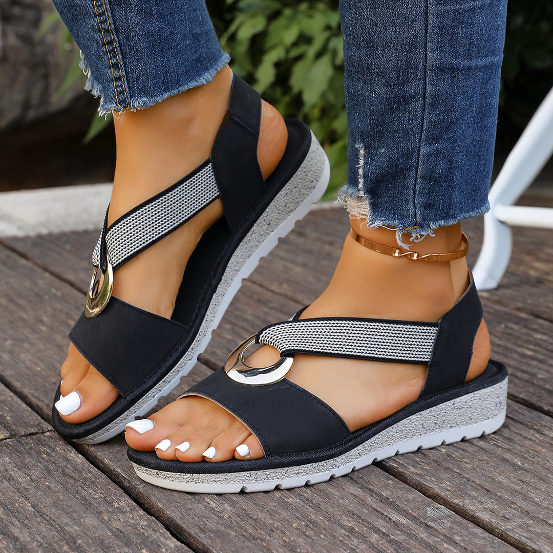 Damen Komfortable Sandalen mit Elastik-Riemen und modischem Ringdetail EB