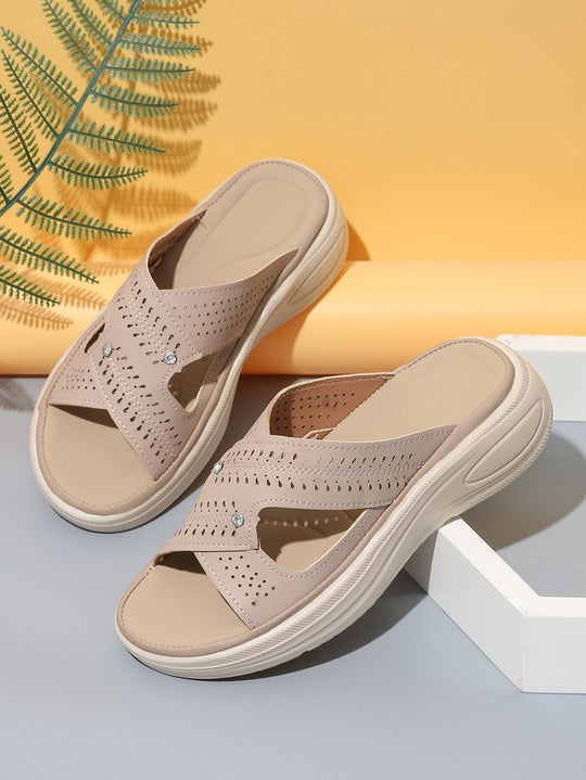 Damen Komfortable Clogs mit atmungsaktiven Einsätzen und verstellbarem Riemen EB