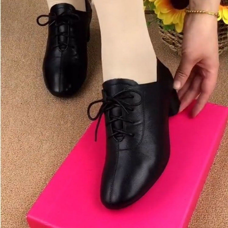 Damen Elegante Schnürschuhe mit geschmeidigem Obermaterial und ergonomischer Passform EB