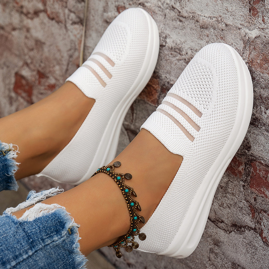 Damen Slip-On Sneakers mit flexiblem Obermaterial und rutschfester Sohle EB