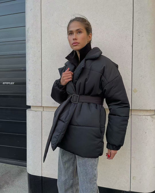 Damen eleganter gesteppter Mantel mit taillierbarem Gürtel EB