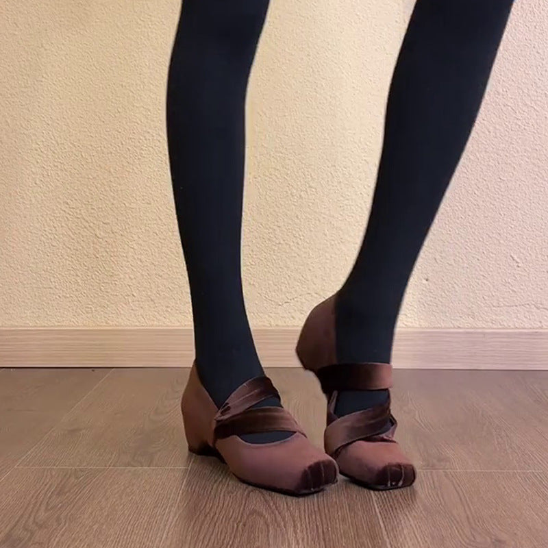 Damen elegante und bequeme Slipper mit modischem Riemendesign EB