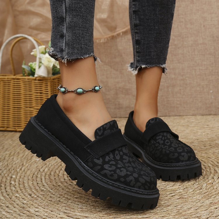 Damen Mokassins mit strukturiertem Obermaterial und stylischer Sohle EB