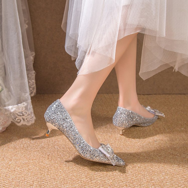 Damen glamouröse Glitzerpumps mit funkelndem Schleifenakzent EB