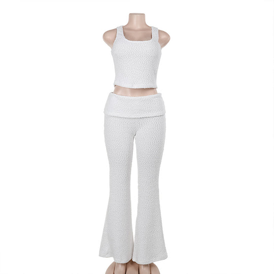 Damen trendiges Sport-Outfit mit schickem Oberteil und enganliegenden Leggings EB