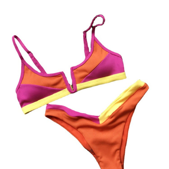 Damen Bikini-Set mit modischem V-Ausschnitt und sportlichen Akzenten EB