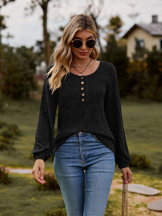 Damen Langarmshirt mit strukturiertem Design und Knopfdetails EB