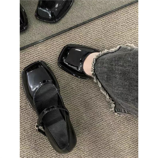 Damen elegante Absatzschuhe mit Blockabsatz und Riemchen EB