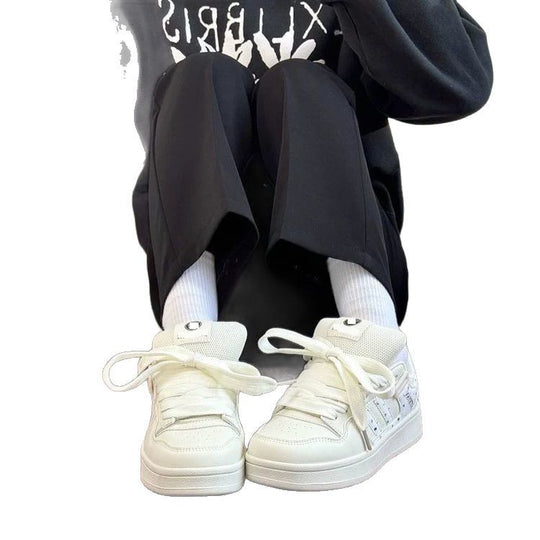 Damen Sneakers im modischen Retro-Stil mit strahlenden Akzenten EB