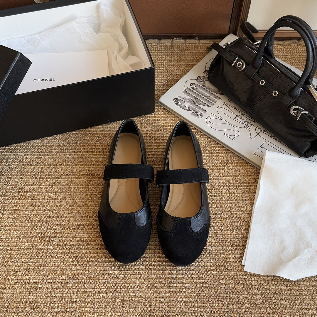 Damen Elegante Mary Jane Ballerinas mit verstellbarem Riemchen und hochwertiger Oberflächenstruktur EB