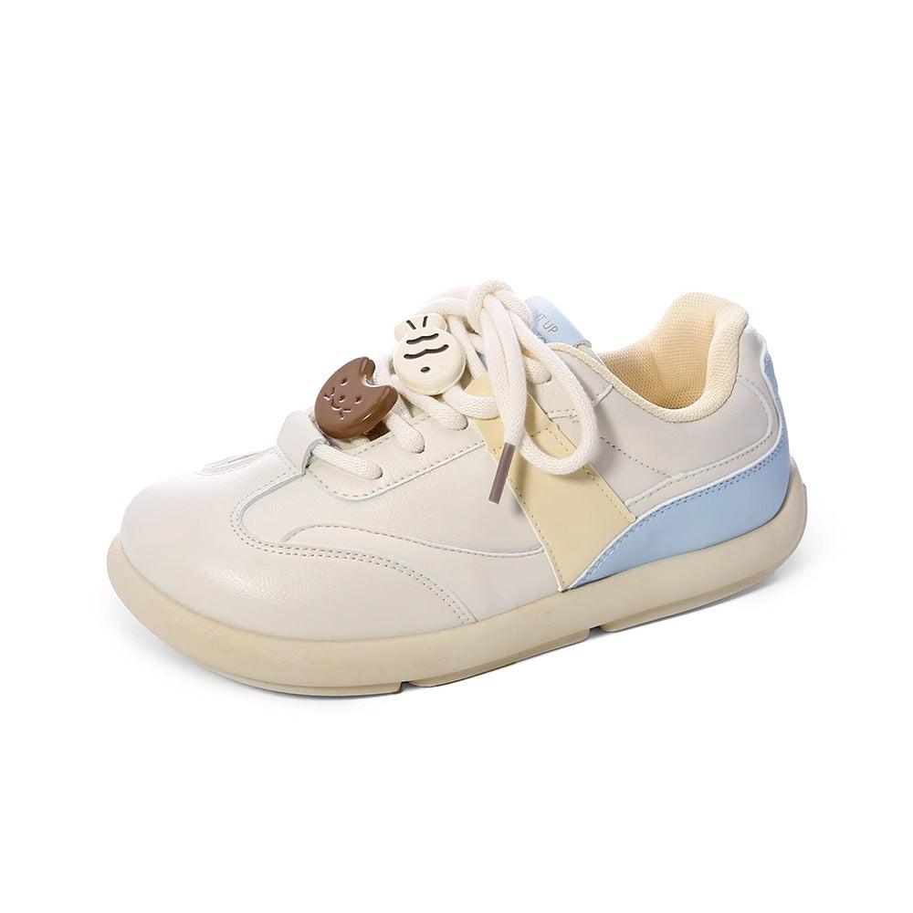 Damen Niedrigprofil Sneakers mit verspielten Motiv-Applikationen EB