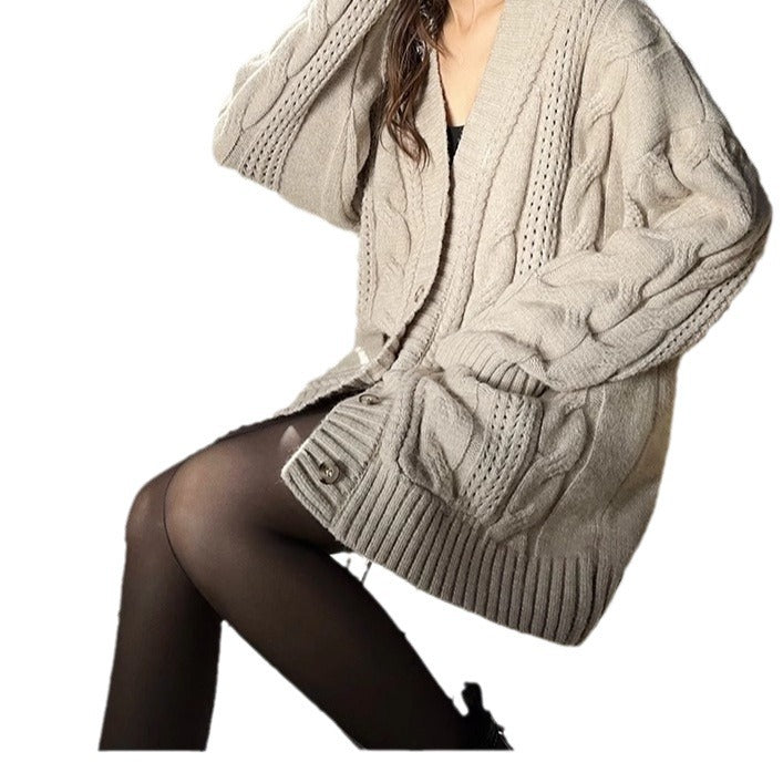 Damen Strickcardigan mit tiefem V-Ausschnitt und strukturiertem Zopfmuster EB