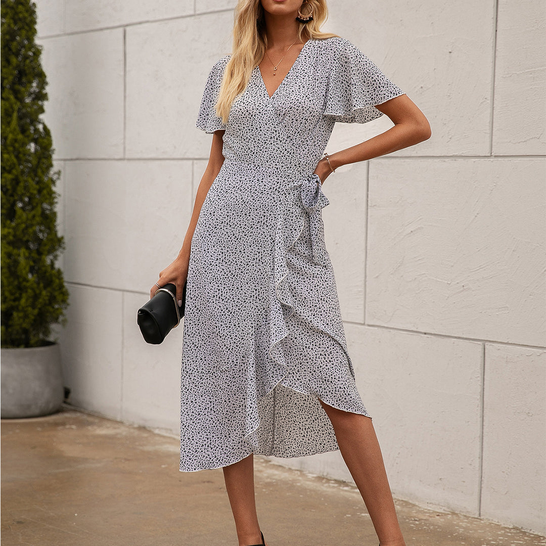 Damen Wickelkleid mit Rüschendetails und eleganter Silhouette EB