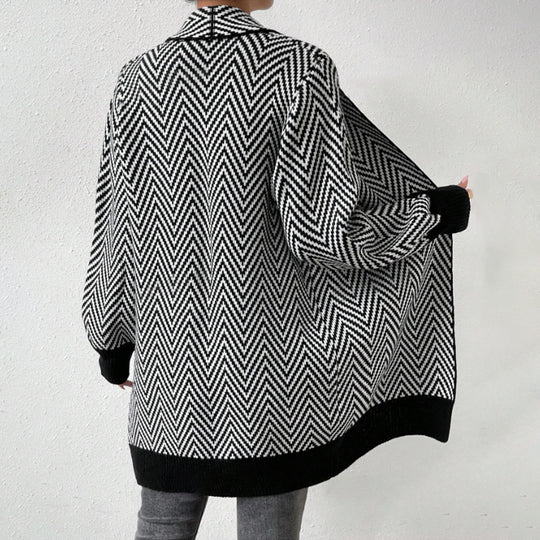 Damen langärmlige Strickjacke im modernen Chevron-Design EB
