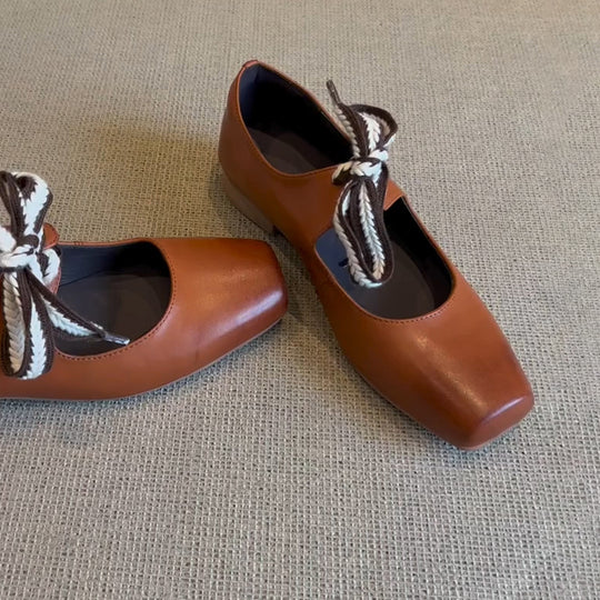 Damen elegante Ballerinas mit modischem SchnürDesign und komfortablem Blockabsatz EB