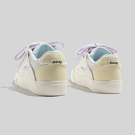 Damen Sneakers mit verspieltem Tiermotiv und bequemer Dämpfung EB