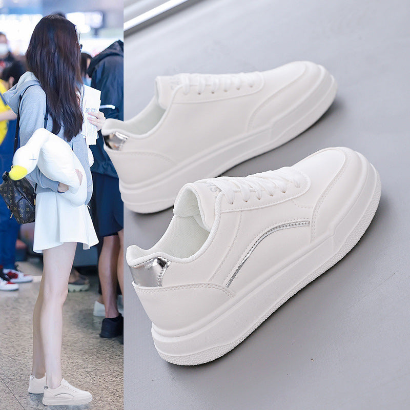 Damen Sportliche Sneakers mit elegantem Metallic-Akzent und bequemer Dämpfung EB