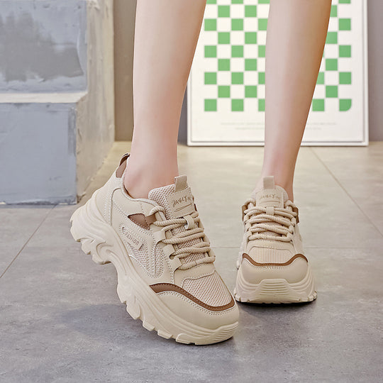 Damen Chunky Sneakers mit hochdämpfender Sohle und atmungsaktiver Oberseite EB
