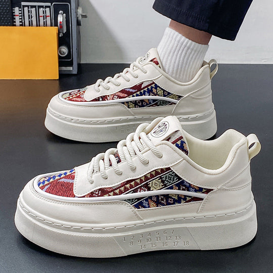 Damen Plateau Sneakers mit einzigartigem Design und bequemen Dämpfungselementen EB