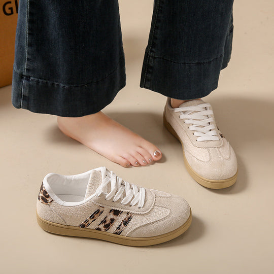 Damen Sneakers aus Wildleder mit modischem Leopardenmuster EB