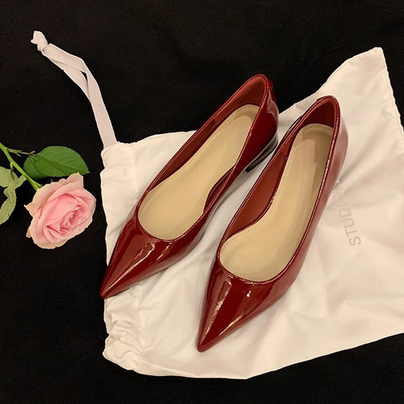 Damen elegante spitze Pumps mit glänzender Oberfläche EB