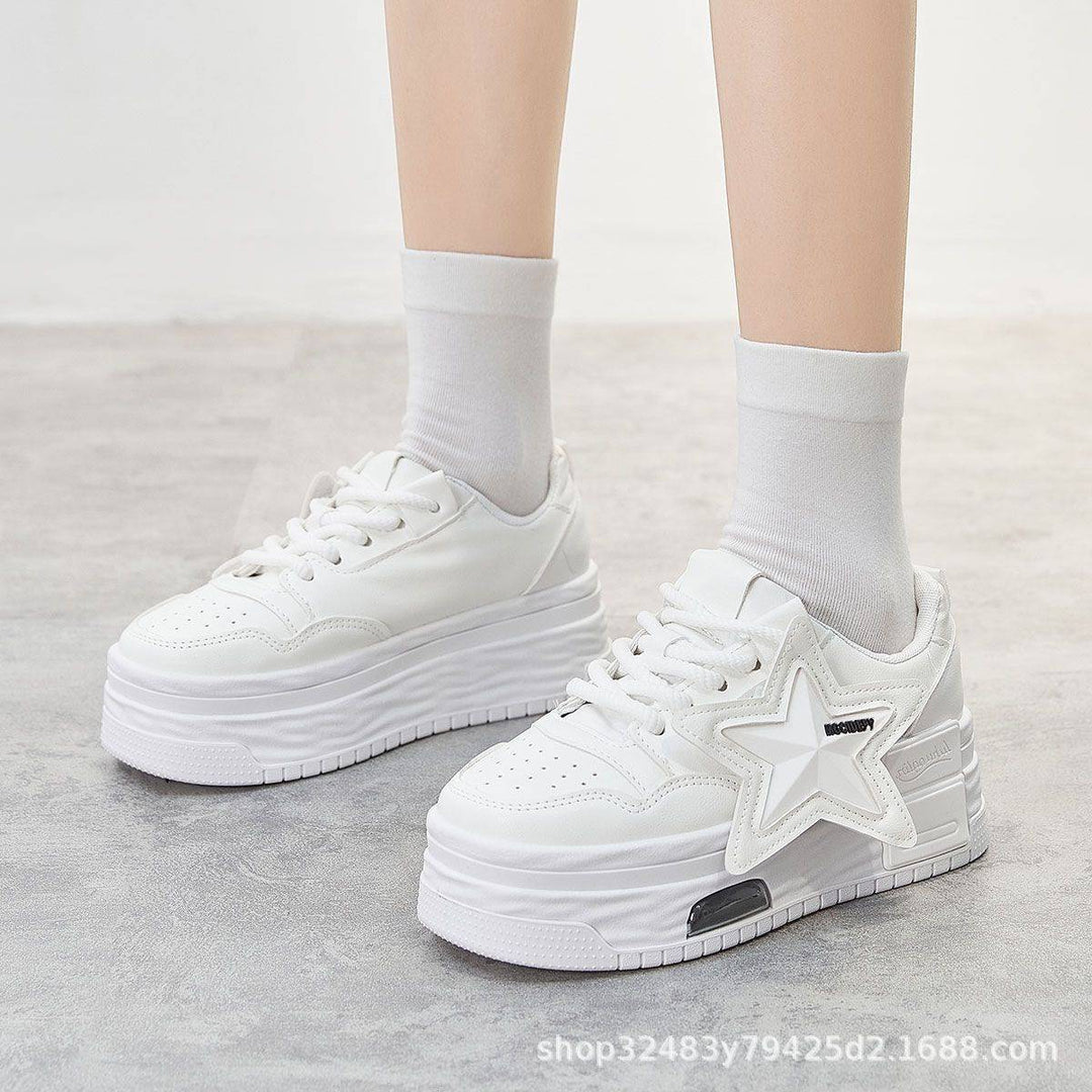 Damen Sportliche Plateau Sneakers mit modischem Sternen-Design EB
