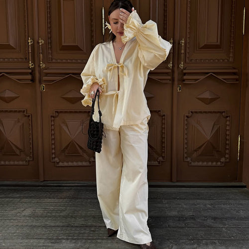 Damen lässige Loungewear-Kombination mit voluminösen Ärmeln EB