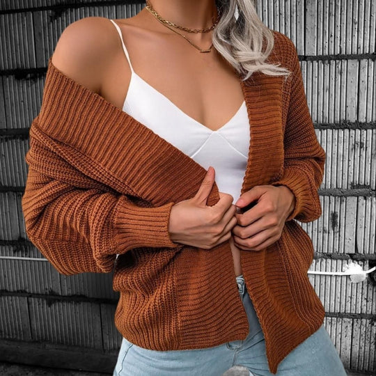 Damen Grobstrickjacke mit markantem Rippenmuster und lässigem Schnitt EB