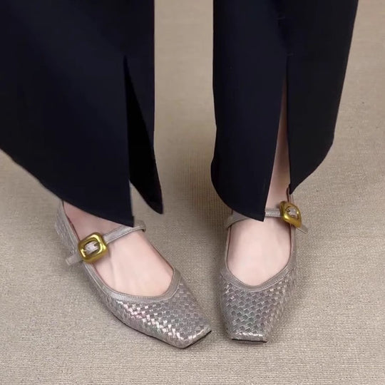 Damen Ballerina-Schuhe mit elegantem Riemchen und hochwertiger Lederoberfläche EB