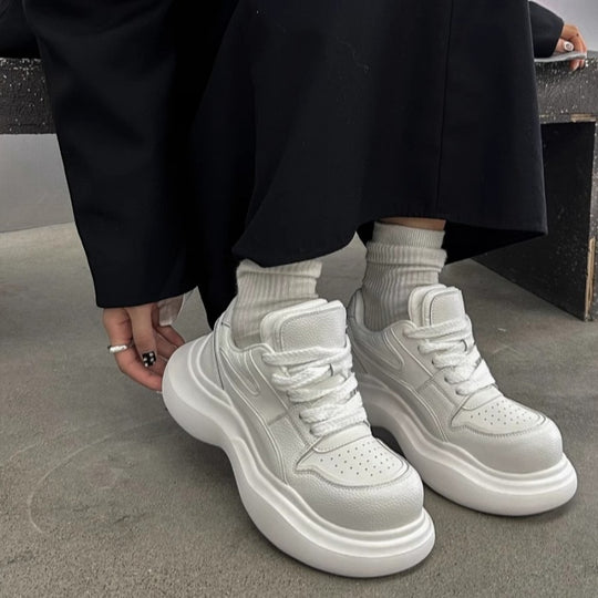 Damen sportive Chunky Sneakers mit innovativem Sohlenprofil und atmungsaktivem Obermaterial EB