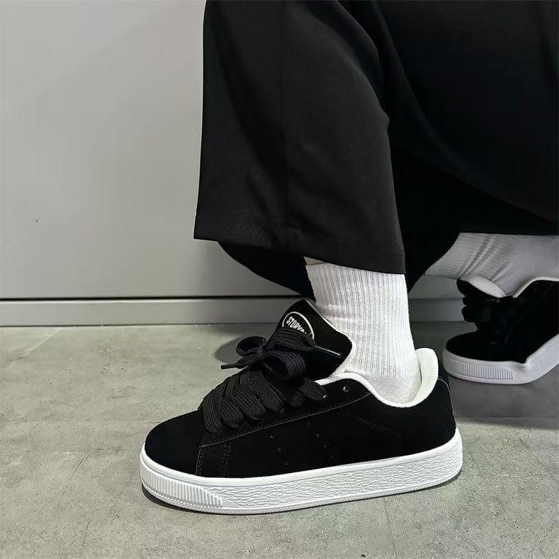 Damen Sportliche Sneakers mit griffigem Sohlenprofil und hochwertigem Obermaterial EB