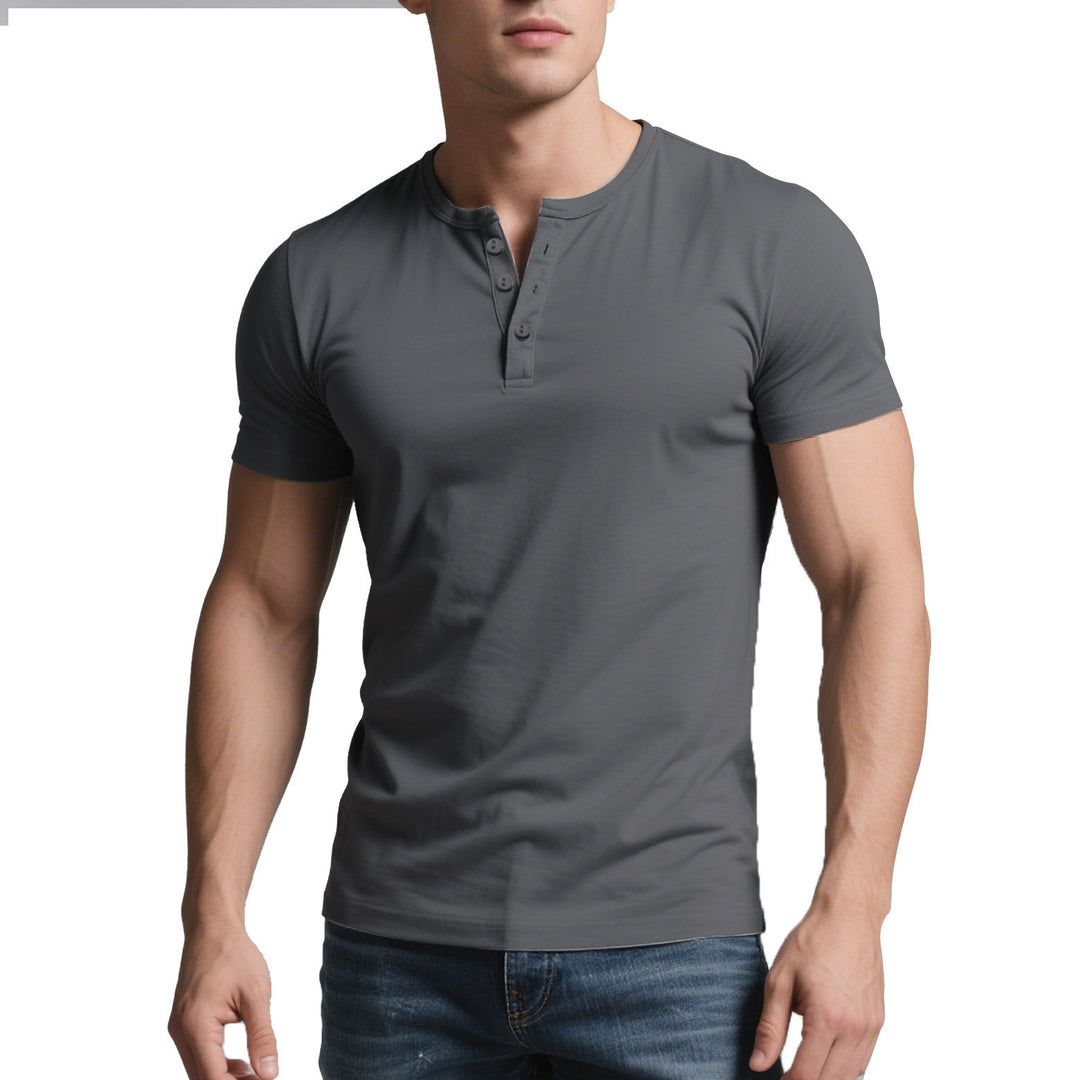 Herren nan kurzes Henley-Shirt mit dezenter Knopfleiste und figurbetontem Schnitt EB