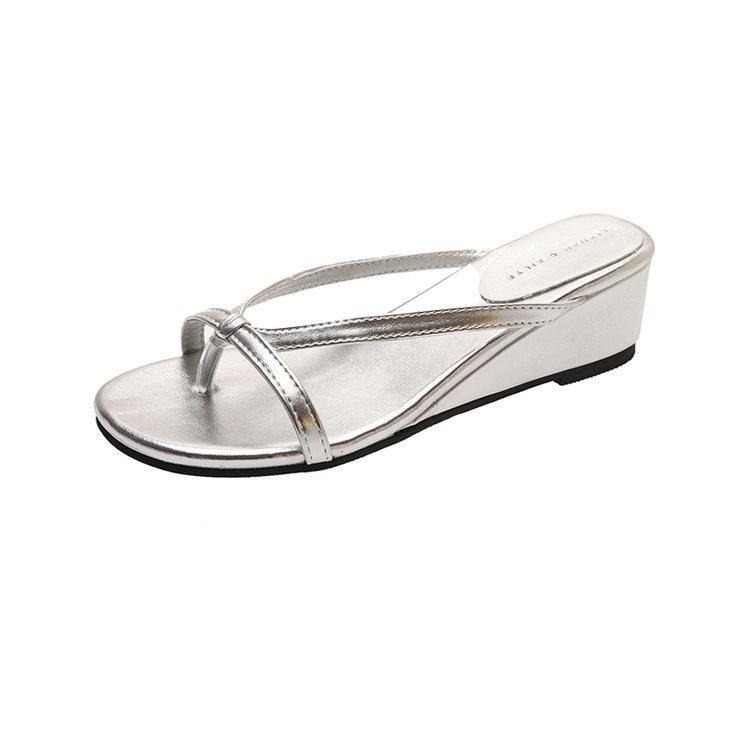Damen Wedge-Sandalen mit elegantem Riemendesign und komfortablem Fußbett EB