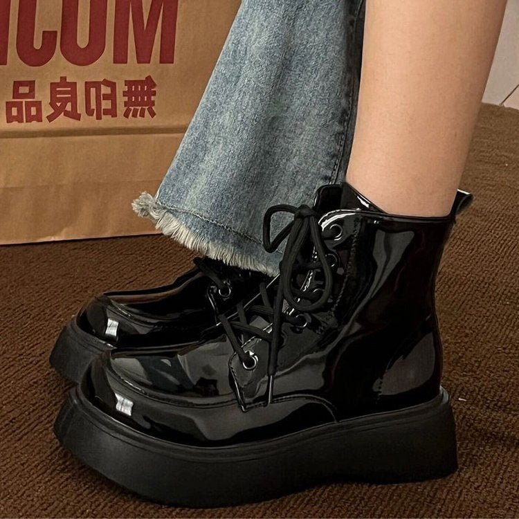 Damen Modische High-Top Stiefel mit robuster Plattformsohle und stylischem Schnürsystem EB