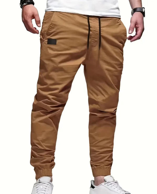 Herren nan urbaner tapered Twill-Jogger mit elastischem Knöchelabschluss Kordelbund und diskreter Utility-Tasche EB